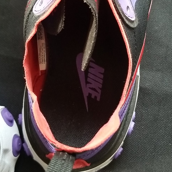 Nike React running shoe - Picture 5 of 6